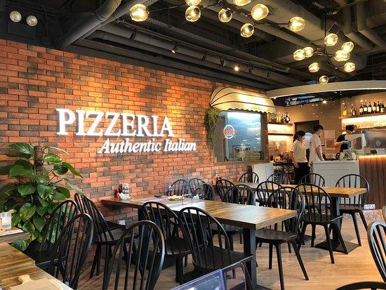 Little Mario's Pizzeria